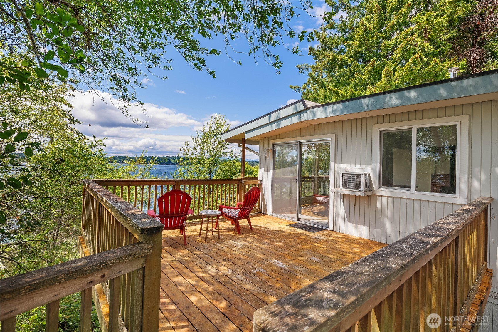 7225 Bayview Drive 3