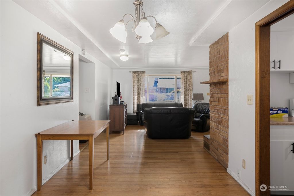 listing image 9365711484357119430