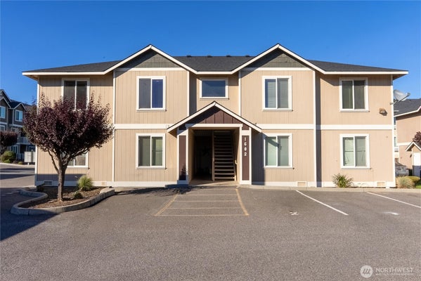 1682 STELLA AVE APT 3, WENATCHEE, WA 98801 - Image 5686a3be8a8a4e4615c49173fa1bd82e/3094675043
