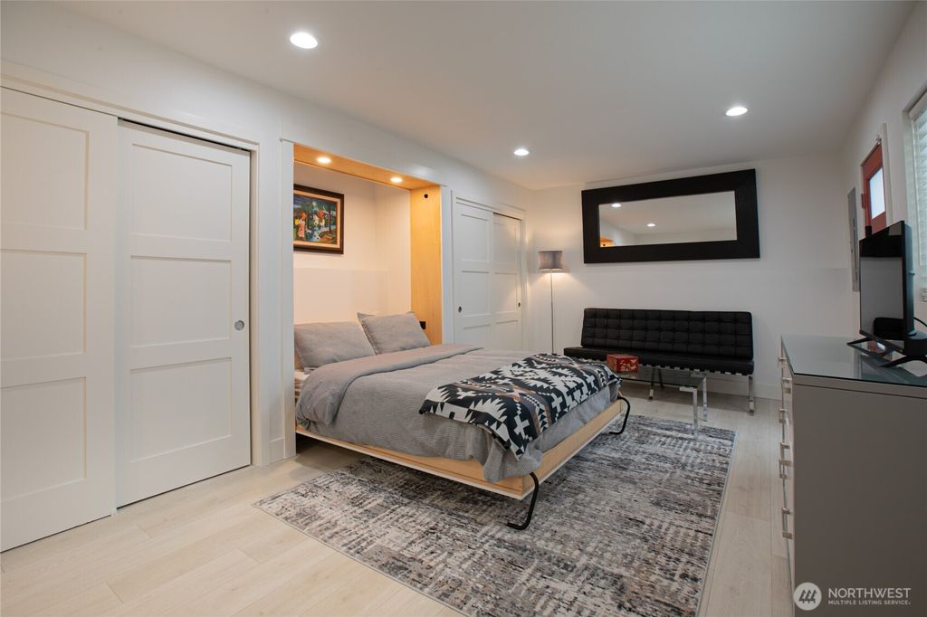 Photo of 4727 36th Avenue SW, Seattle, WA 98126 (MLS # 2463093)