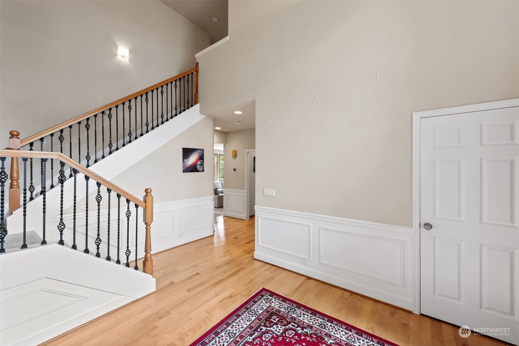 Photo of 14033 SE 92nd Street, Newcastle, WA 98059 (MLS # 2271497)