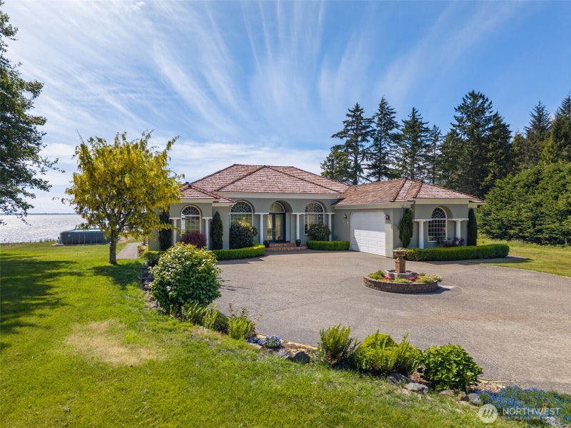 41 Gray Gables Lane