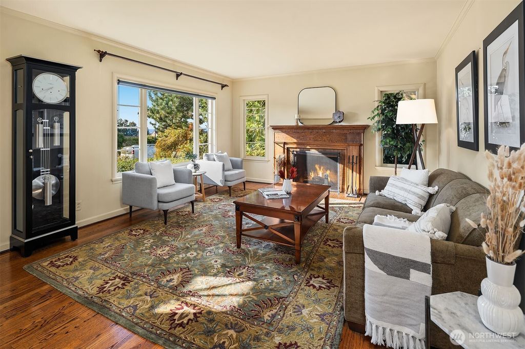 Photo of 10322 15th Avenue NW, Seattle, WA 98177 (MLS # 2430352)