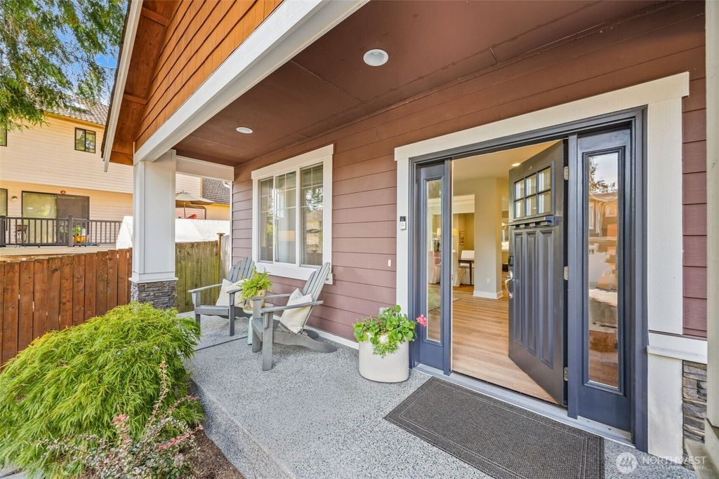 Photo of 11722 NE 112th Street, Kirkland, WA 98033 (MLS # 2431451)