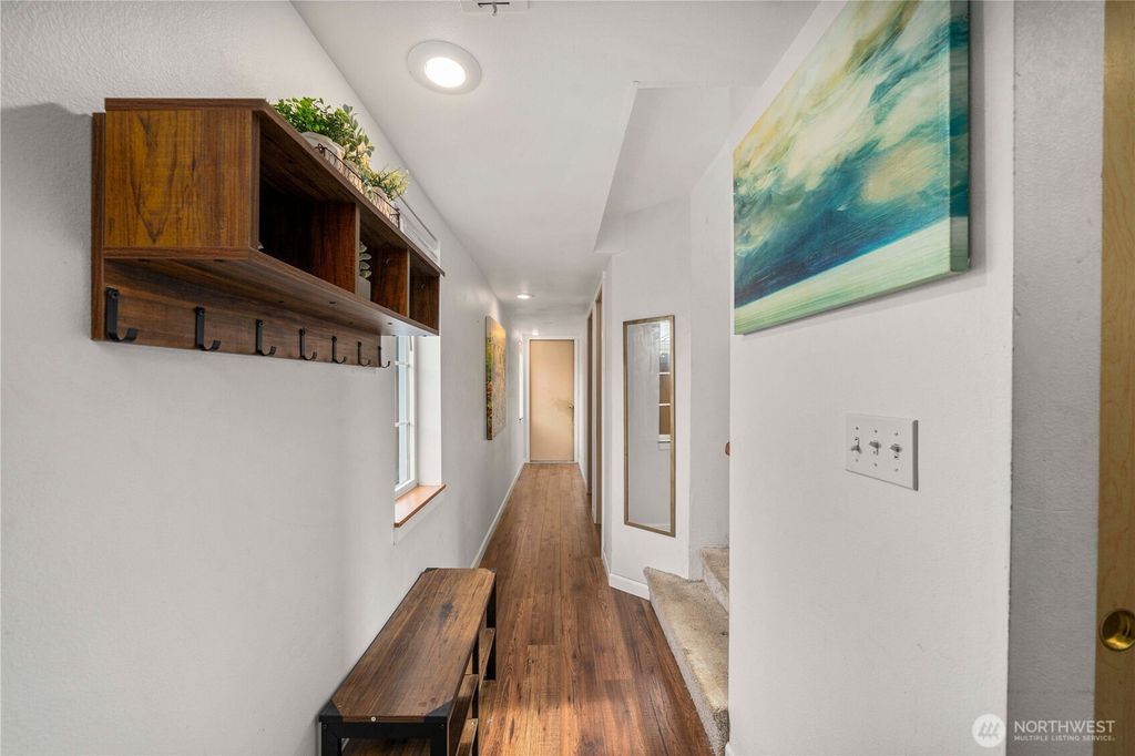 Photo of 10046 17th Avenue SW, Seattle, WA 98146 (MLS # 2347236)