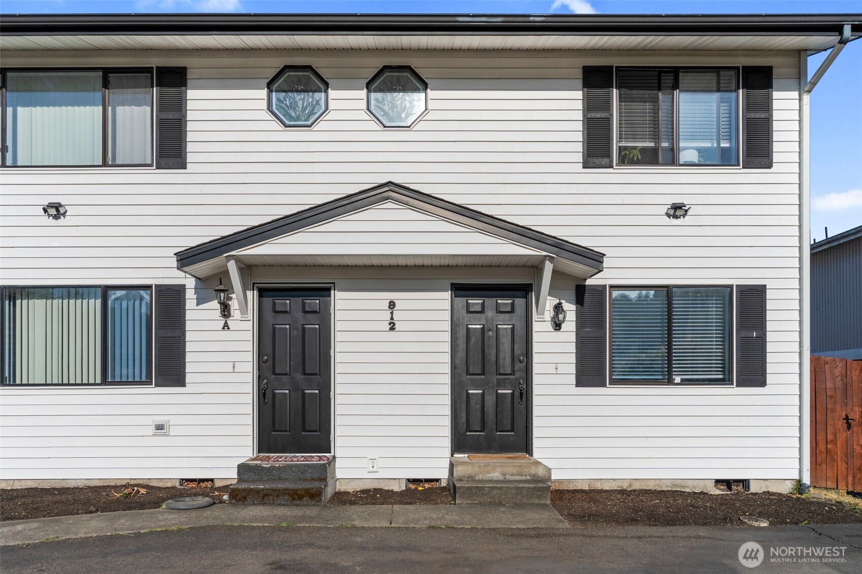 912 Algona Boulevard N A & B