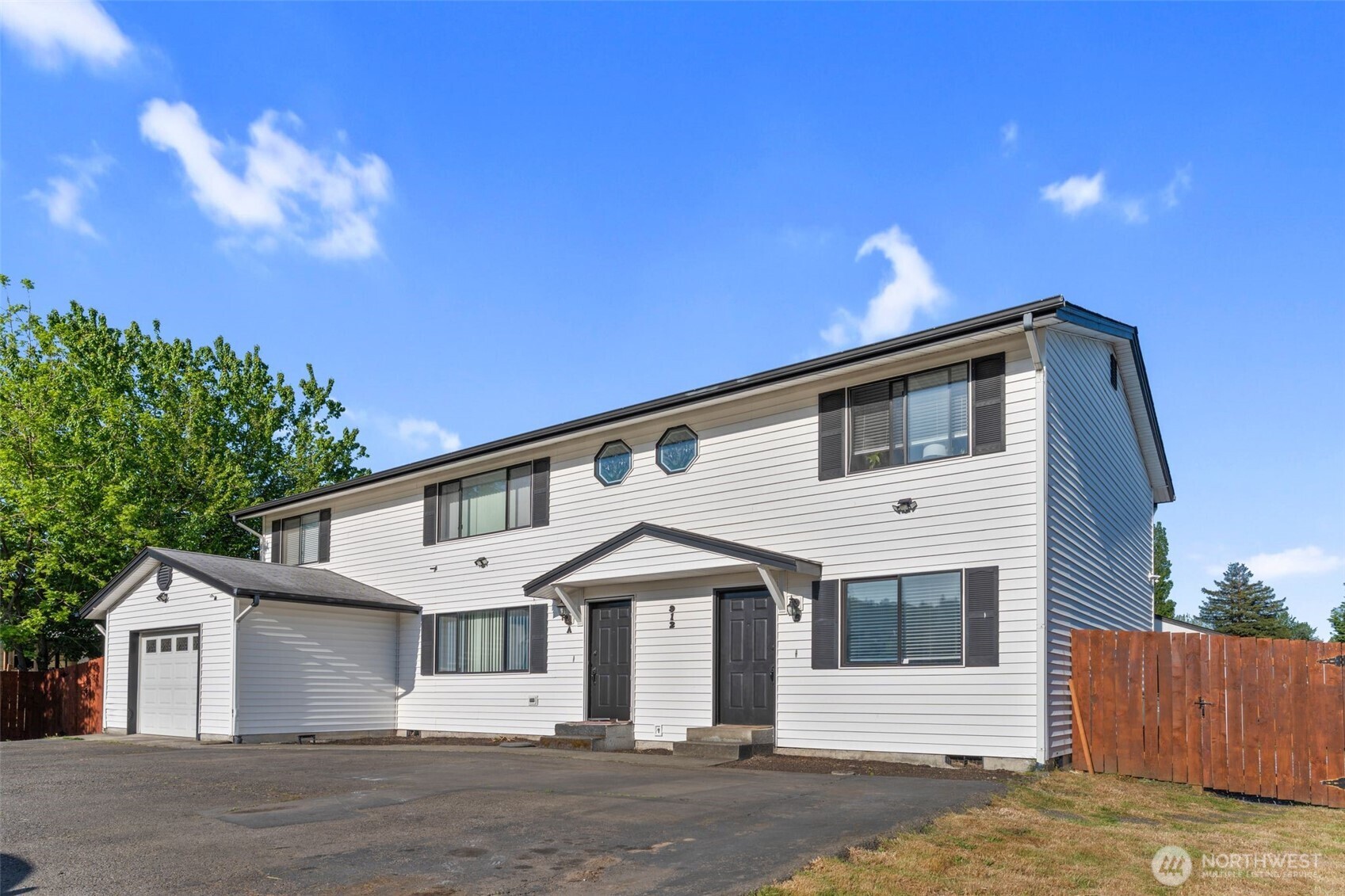 912 Algona Boulevard N A & B