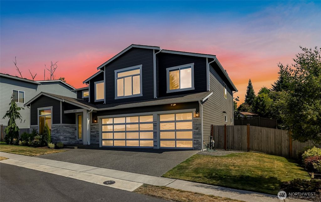 Photo of 21513 38th Avenue W, Mountlake Terrace, WA 98043 (MLS # 2401658)