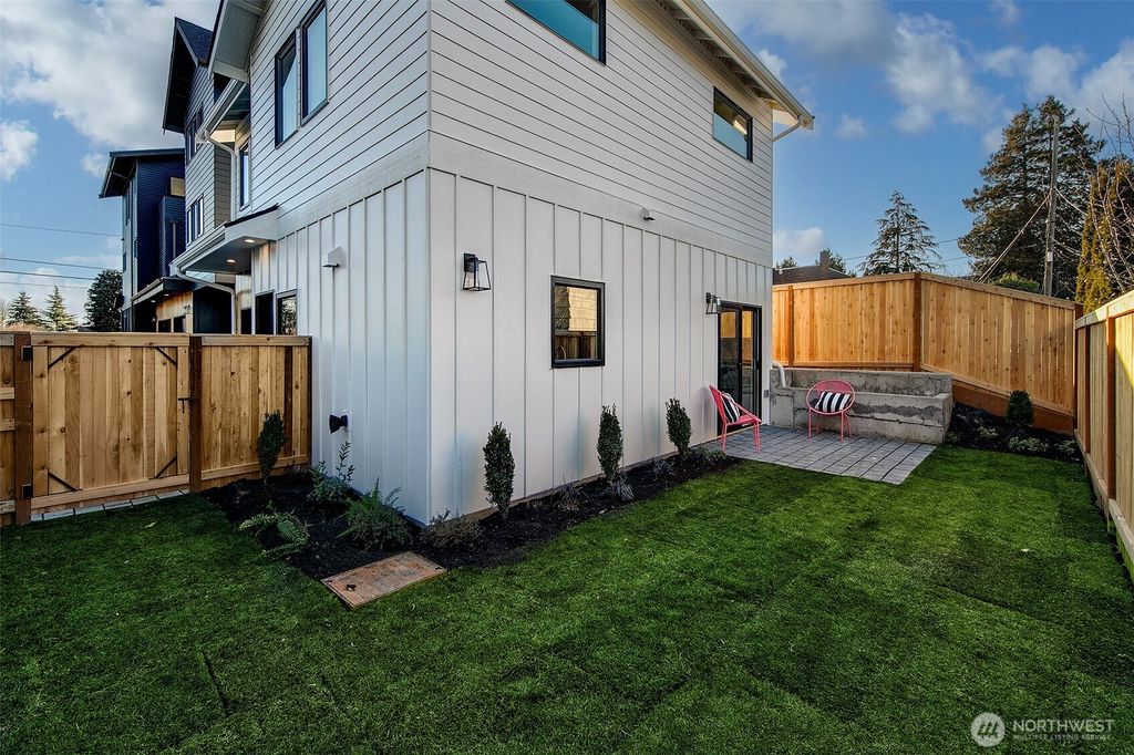 Photo of 6045 46th Avenue SW, Seattle, WA 98136 (MLS # 2331776)