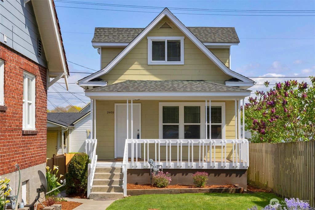 Photo of 2409 Lombard Avenue #C, Everett, WA 98201 (MLS # 2368162)