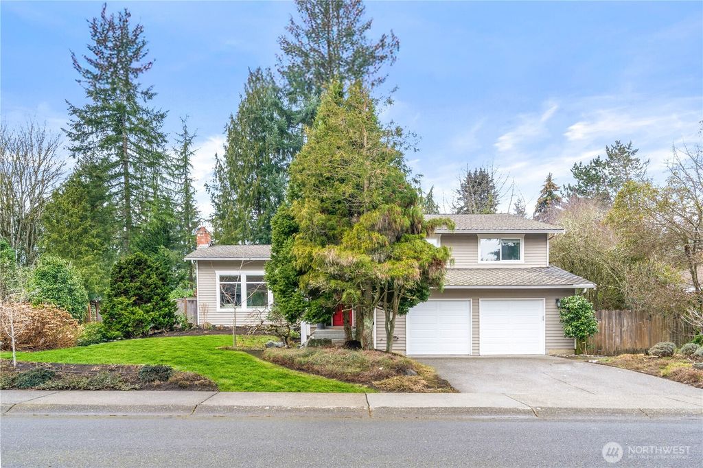 Photo of 6223 145th Avenue NE, Redmond, WA 98052 (MLS # 2330826)