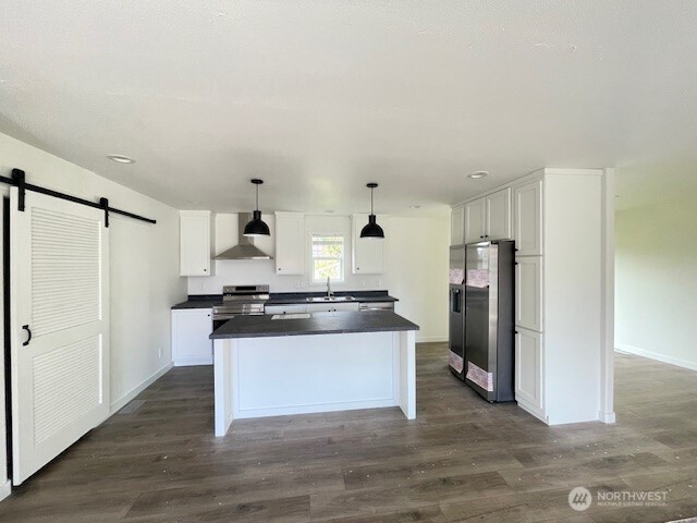 214 W Griffith Street