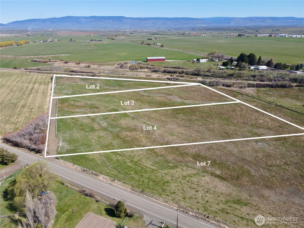 Photo of 3 xx Dry Creek Road, Ellensburg, WA 98926 (MLS # 2508019)