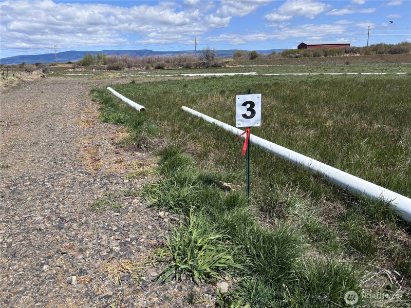 3 Dry Creek Road