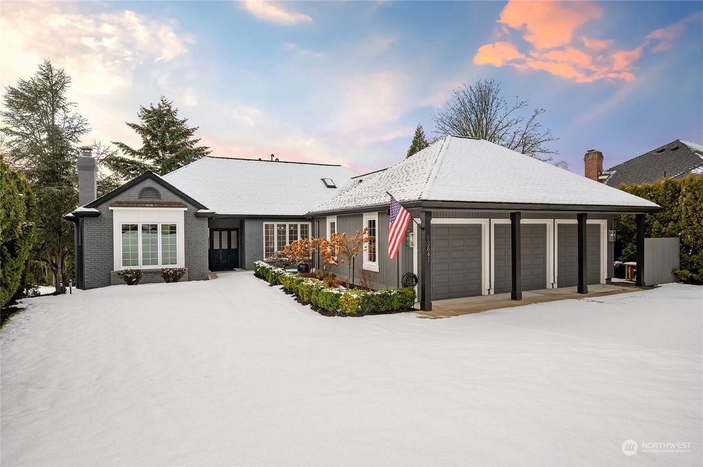 Photo of 13841 209th Avenue NE, Woodinville, WA 98077 (MLS # 2330597)