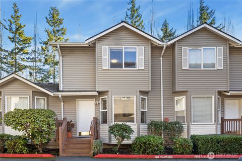 Photo of 13706 26th Place W #B18, Lynnwood, WA 98087 (MLS # 2478659)
