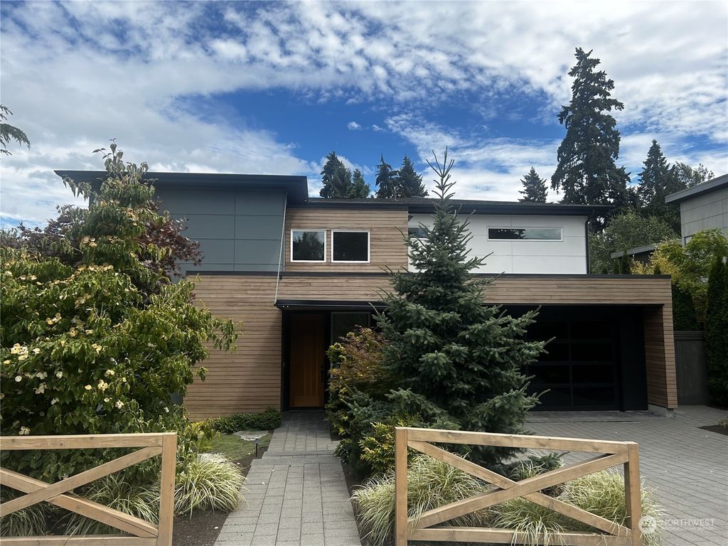 Photo of 1120 5th Street, Kirkland, WA 98033 (MLS # 2258909)