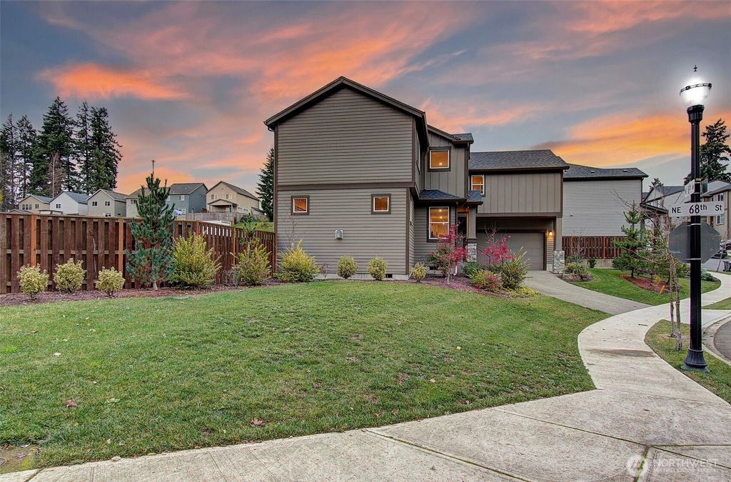 Photo of 6806 NE 16th Avenue, Vancouver, WA 98665 (MLS # 2458578)