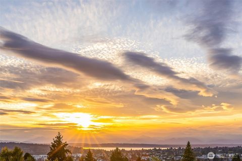 Photo of 6015 Phinney Avenue N #402, Seattle, WA 98103 (MLS # 2439598)