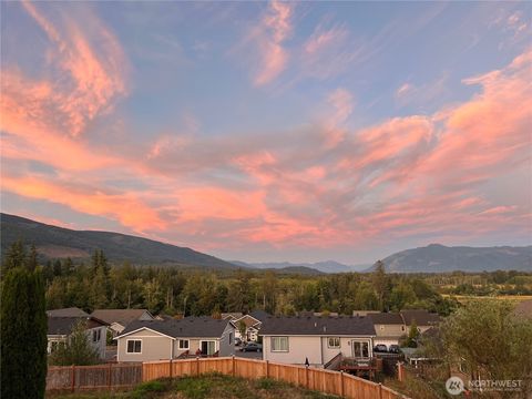 Photo of 1305 Cascadia Drive, Sedro Woolley, WA 98284 (MLS # 2527425)