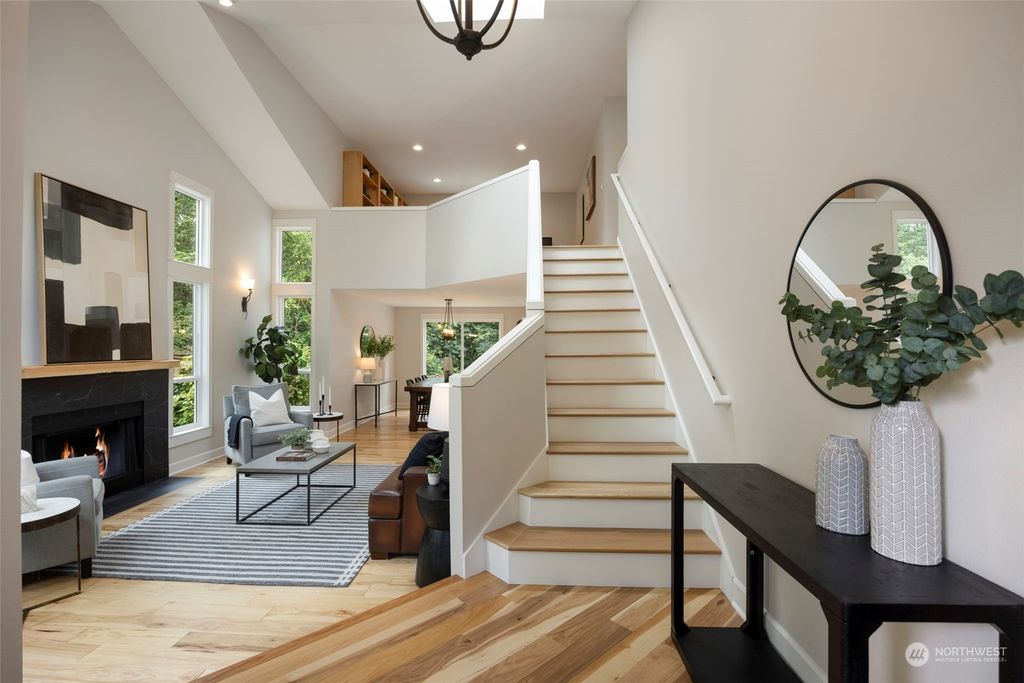 Photo of 11708 NE 168th Court, Bothell, WA 98011 (MLS # 2250634)