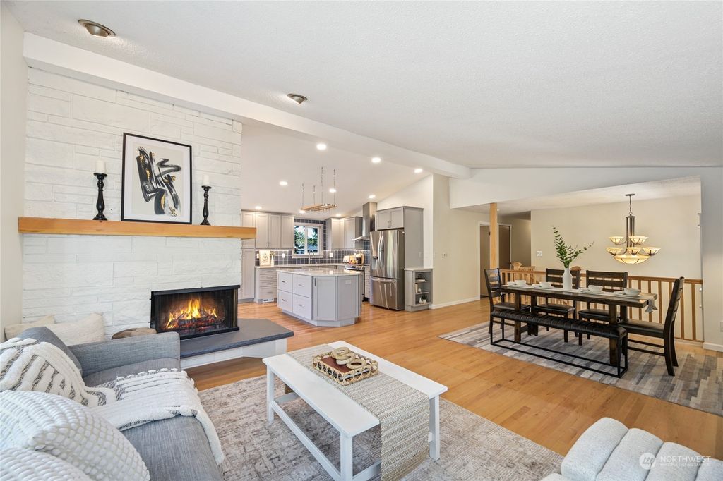Photo of 4422 S 156th Street, Tukwila, WA 98188 (MLS # 2282237)