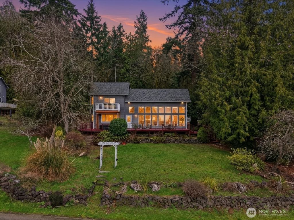 Photo of 15014 Starr Road SE, Olalla, WA 98359 (MLS # 2468269)