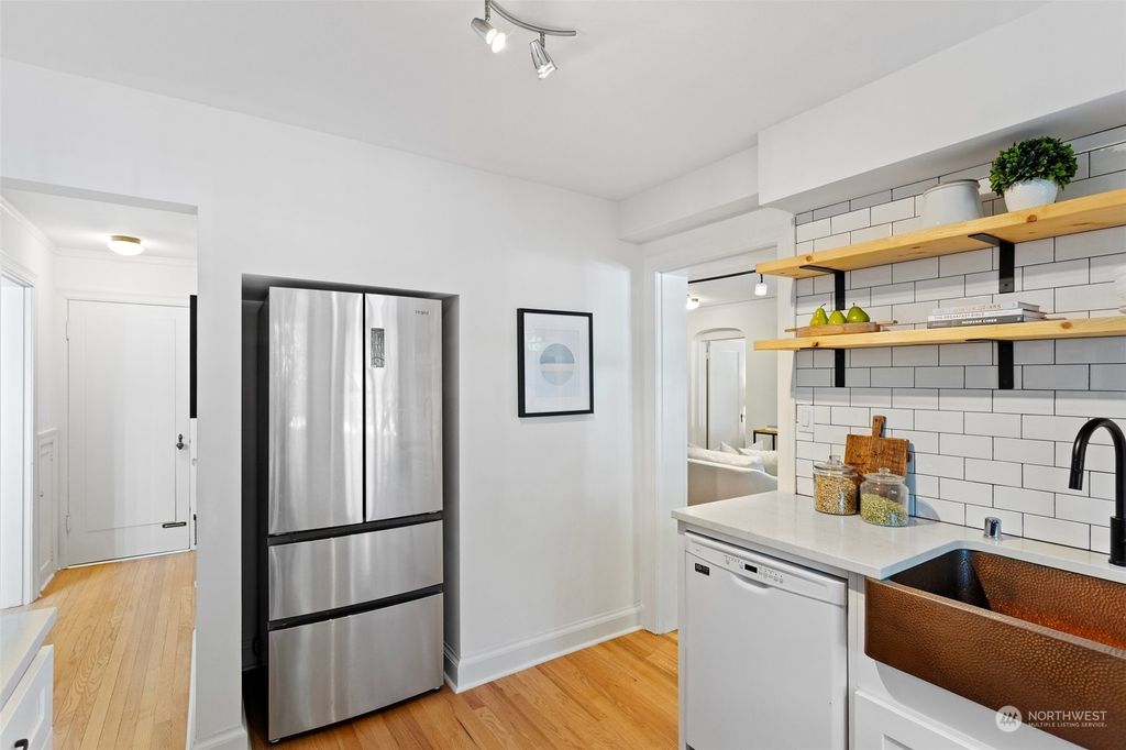 Photo of 5810 Cowen Place NE #5, Seattle, WA 98105 (MLS # 2075022)