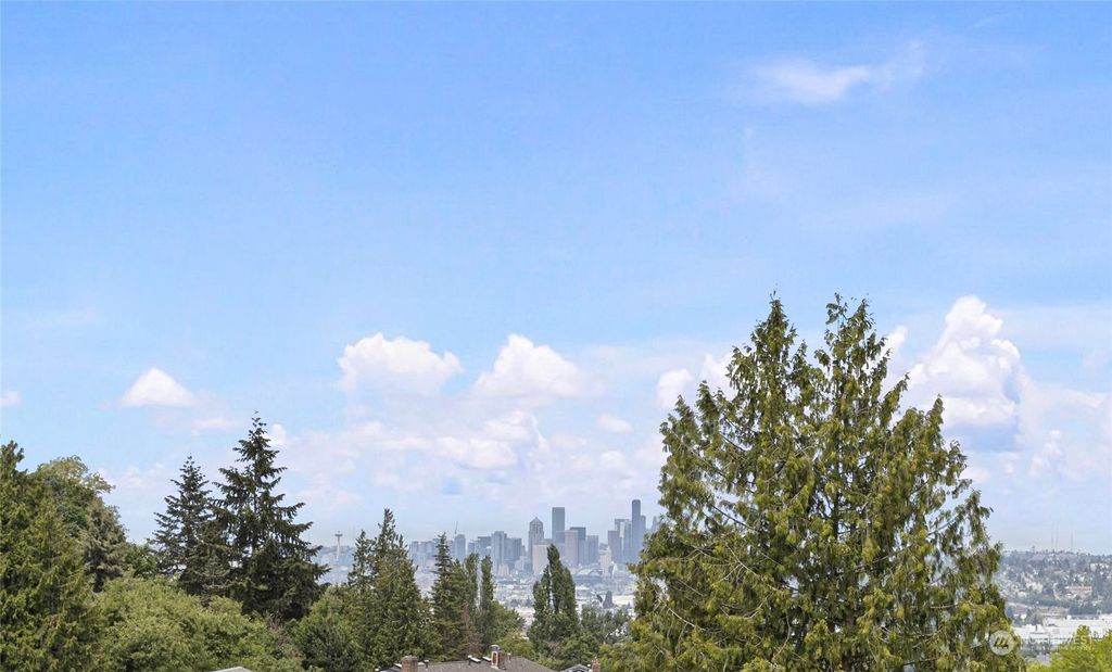 Photo of 10921 Glen Acres Drive S #18D, Seattle, WA 98168 (MLS # 2242286)