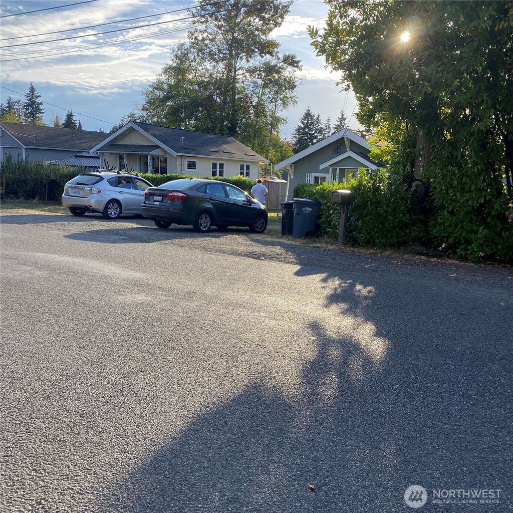 Photo of 2716 Sylvan Drive W, University Place, WA 98466 (MLS # 2512726)