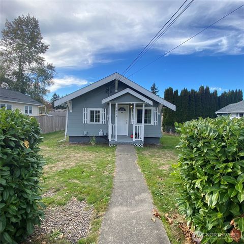 Photo of 2716 Sylvan Drive W, University Place, WA 98466 (MLS # 2512726)