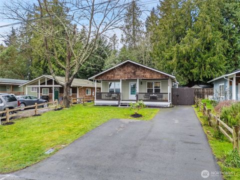 18949 Harris Avenue NE Suquamish WA 98392