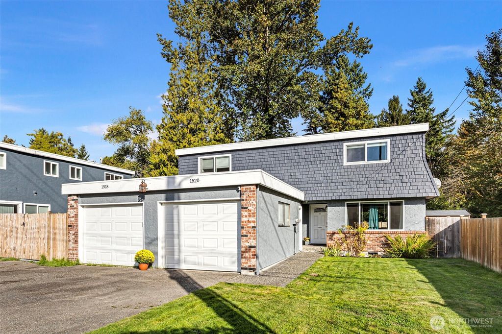Photo of 1518 NE 195th Street, Lake Forest Park, WA 98155 (MLS # 2443232)