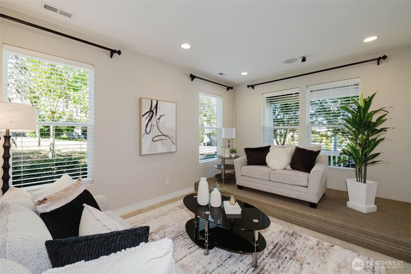 34103 10th Court SW