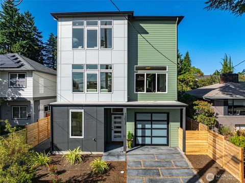 Photo of 12037 Fremont Avenue N #1, Seattle, WA 98133 (MLS # 2442664)