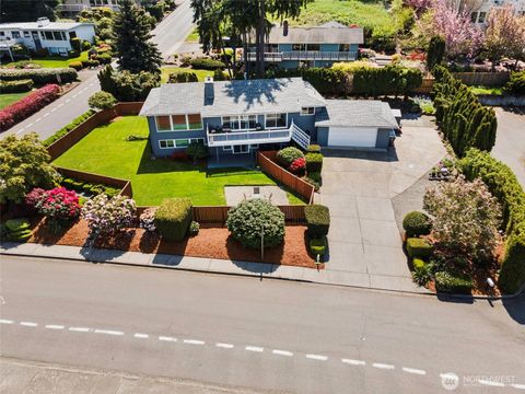 Photo of 1029 S 289th Street, Federal Way, WA 98003 (MLS # 2522589)