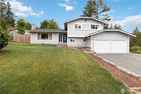 Photo of 16203 142nd Avenue SE, Renton, WA 98058 (MLS # 2427936)
