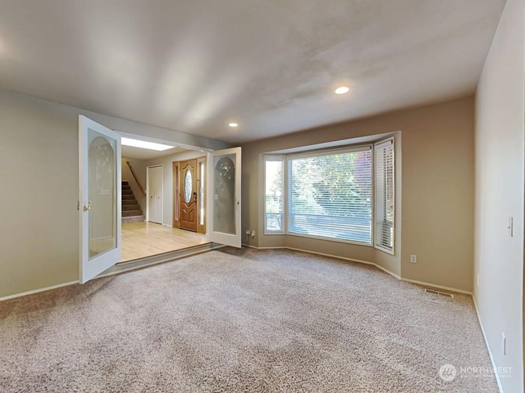 Photo of 18226 SE 128th Street, Renton, WA 98059 (MLS # 2183855)