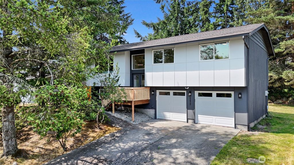 Photo of 22927 126th Place SE, Kent, WA 98031 (MLS # 2397758)