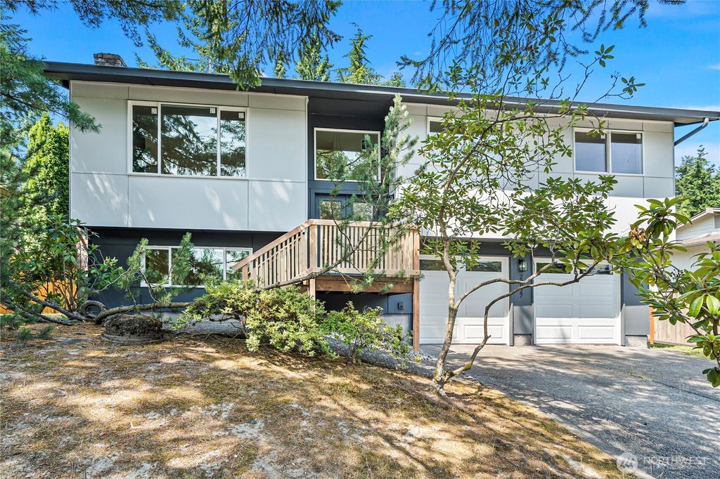 Photo of 22927 126th Place SE, Kent, WA 98031 (MLS # 2397758)