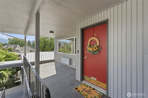 Photo of 201 Pennsylvania Avenue #15, Wenatchee, WA 98801 (MLS # 2529332)