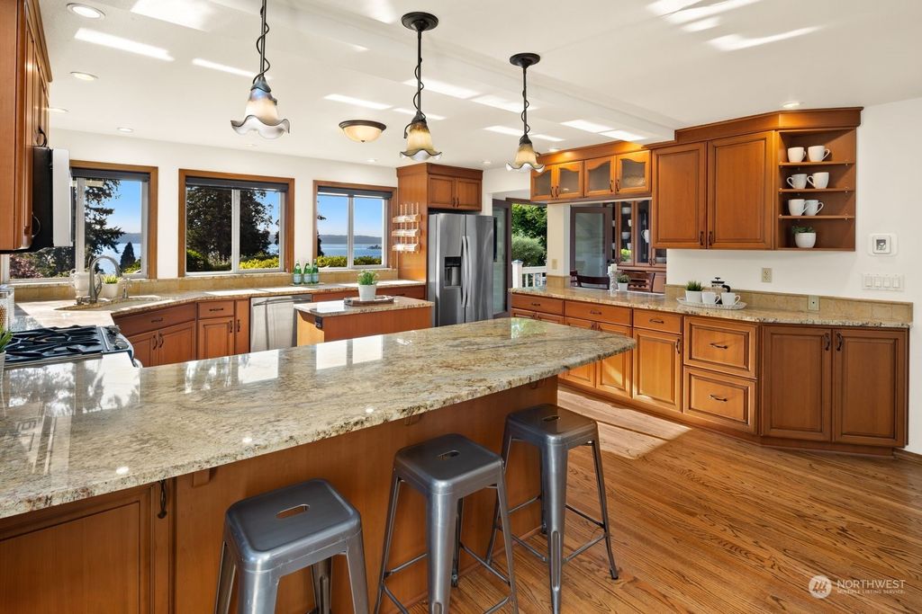 Photo of 18437 8th Avenue SW, Normandy Park, WA 98166 (MLS # 2277702)