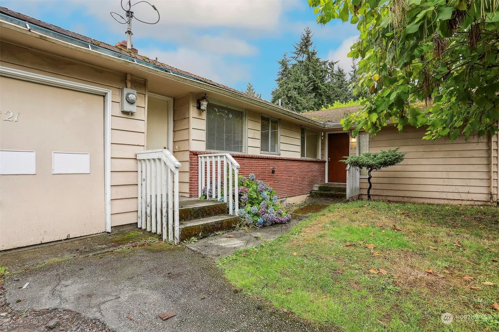 Photo of 22821 76th Avenue W, Edmonds, WA 98026 (MLS # 2167057)