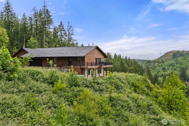 484 Salmon Creek Road