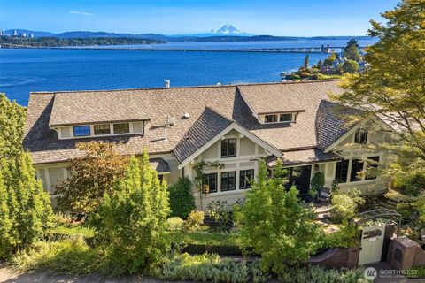 Photo of 3408 E Laurelhurst Drive NE, Seattle, WA 98105 (MLS # 2438595)