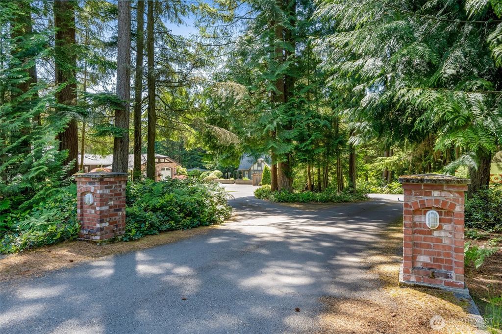 Photo of 19716 61st Avenue SE, Snohomish, WA 98296 (MLS # 2382108)