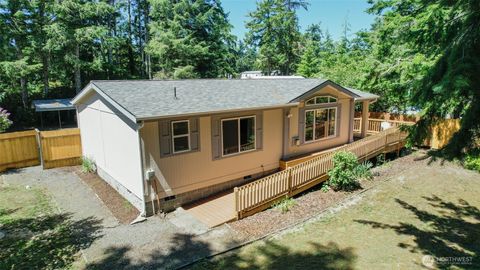 Photo of 2827 233rd Lane, Ocean Park, WA 98640 (MLS # 2408448)