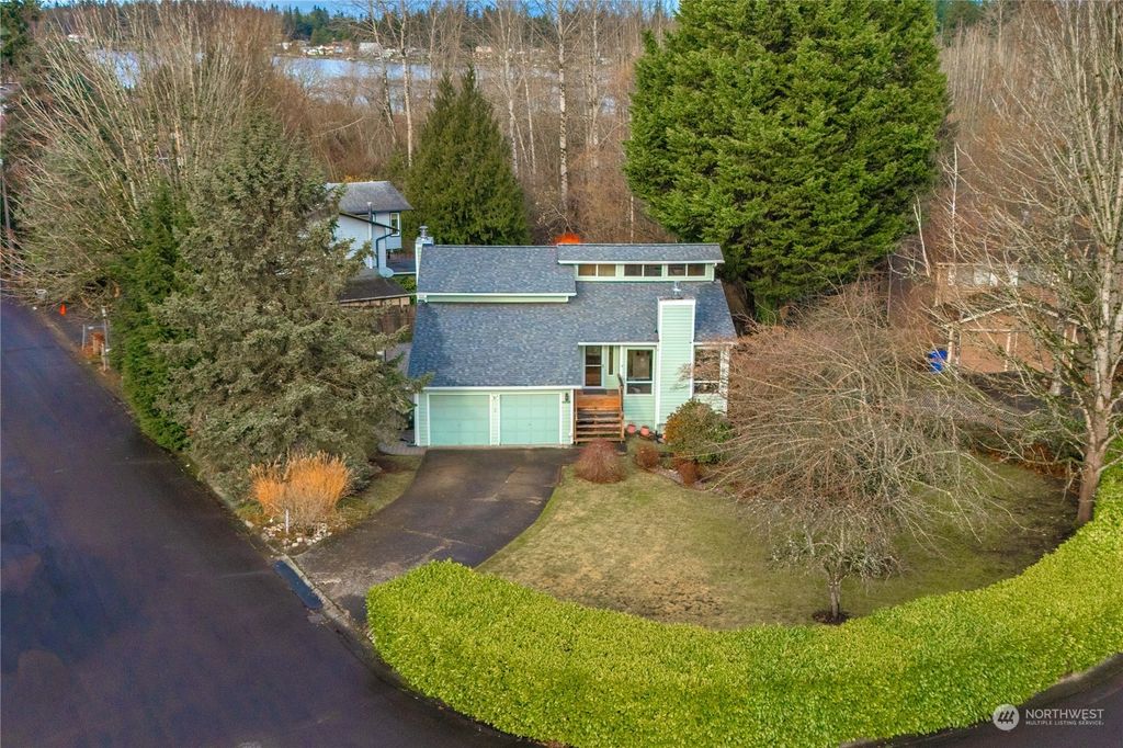 Photo of 14708 SE 274th Court, Kent, WA 98042 (MLS # 2317201)