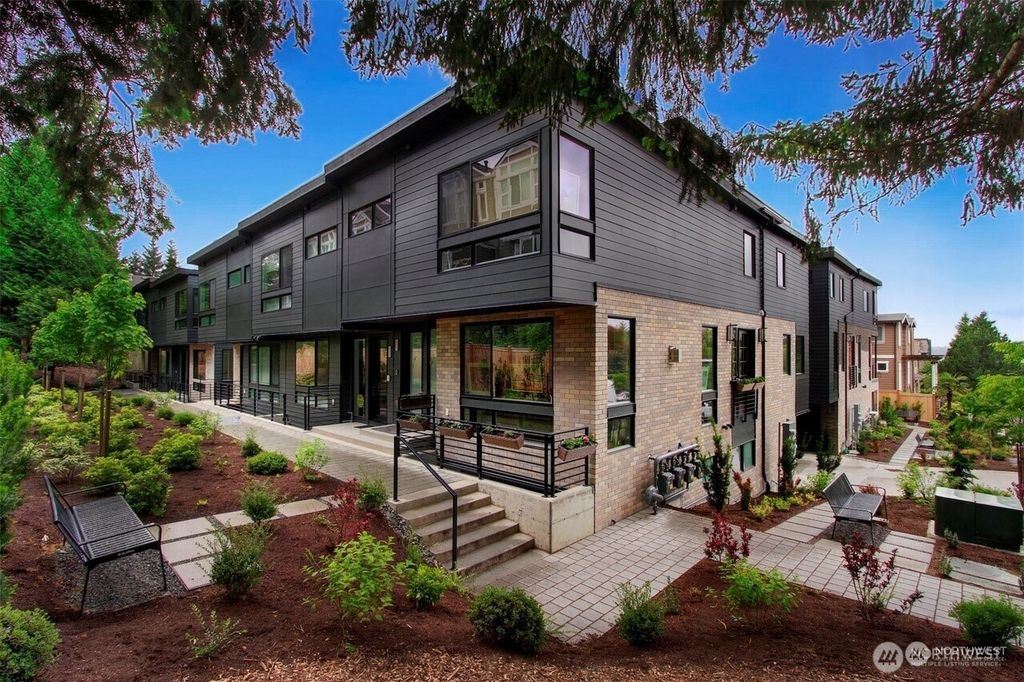 Photo of 505 2nd Avenue #A, Kirkland, WA 98033 (MLS # 2415437)