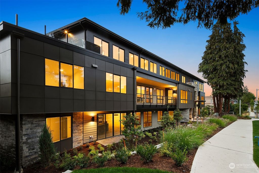 Photo of 317 5th Avenue #301, Kirkland, WA 98033 (MLS # 2162303)